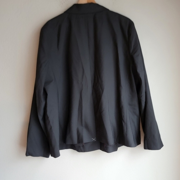 J. Crew Single Button Blazer in Everyday Wool Black size 24 NWT - Picture 3 of 8